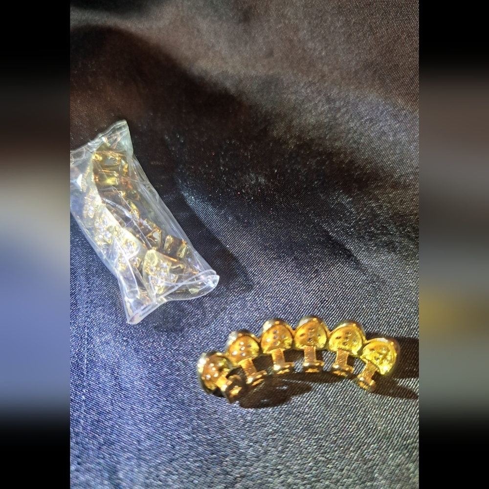 GRILLZ TOP and BOTTOM - Picture 11 of 11